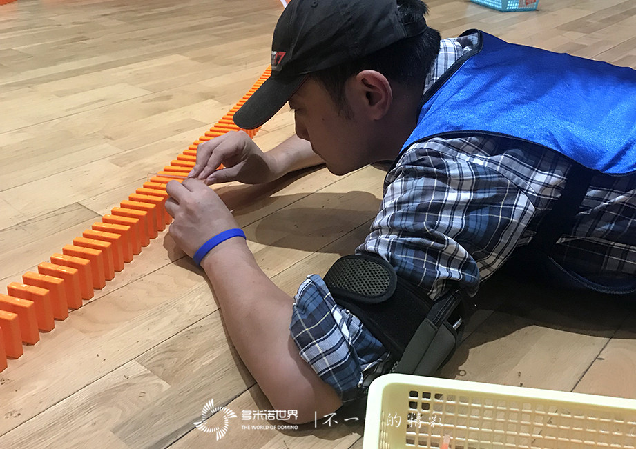 多米諾團隊大挑戰(zhàn)，同慶廣發(fā)銀行三十周年