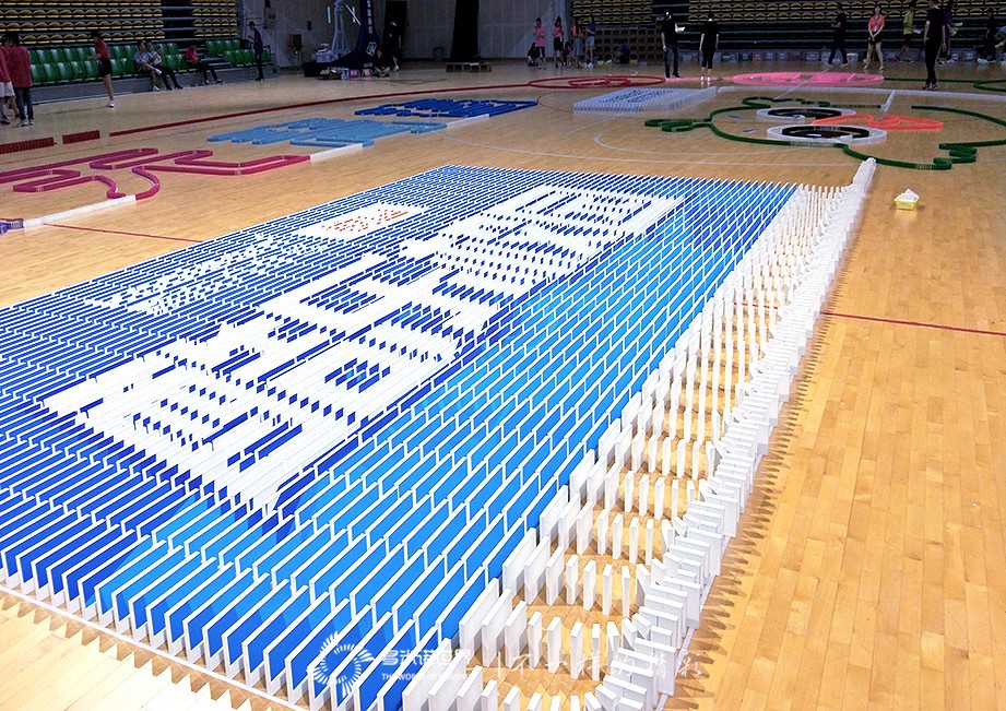 夢想啟航，青春飛young—新東方在線校園大使多米諾團隊大挑戰(zhàn)