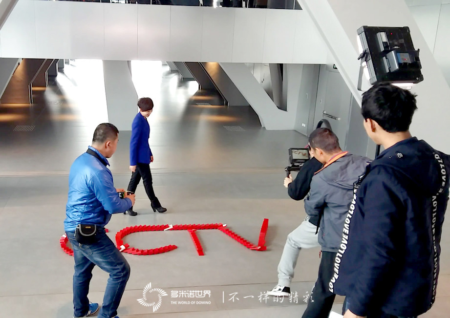 多米諾數(shù)說CCTV2015