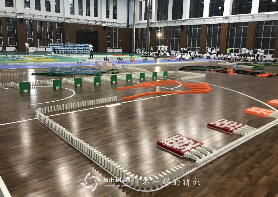 蒙牛未來星多米諾訓(xùn)練營(yíng)