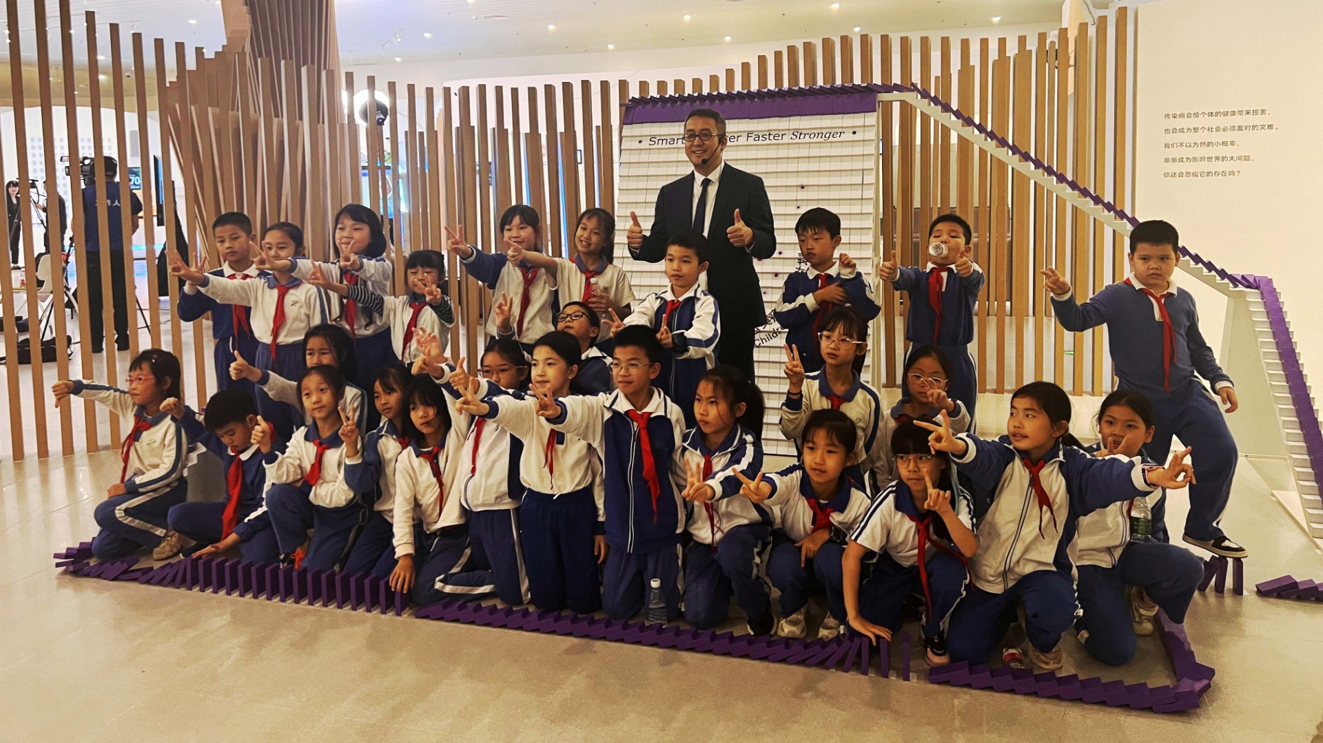 多米諾骨牌開(kāi)啟小小蒲公英疫苗科普計(jì)劃